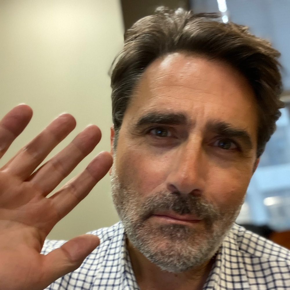 Meet your Posher, Sandro